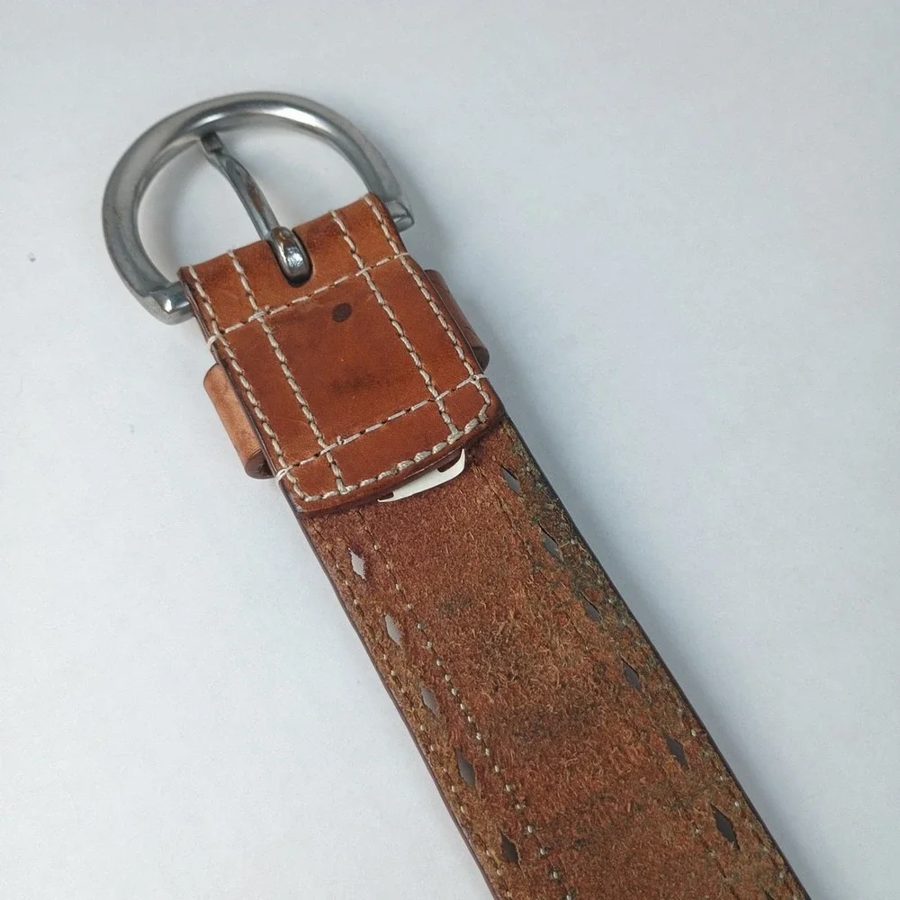 Vintage Lauren Ralph Lauren floral embossed leather belt Size SM Brown